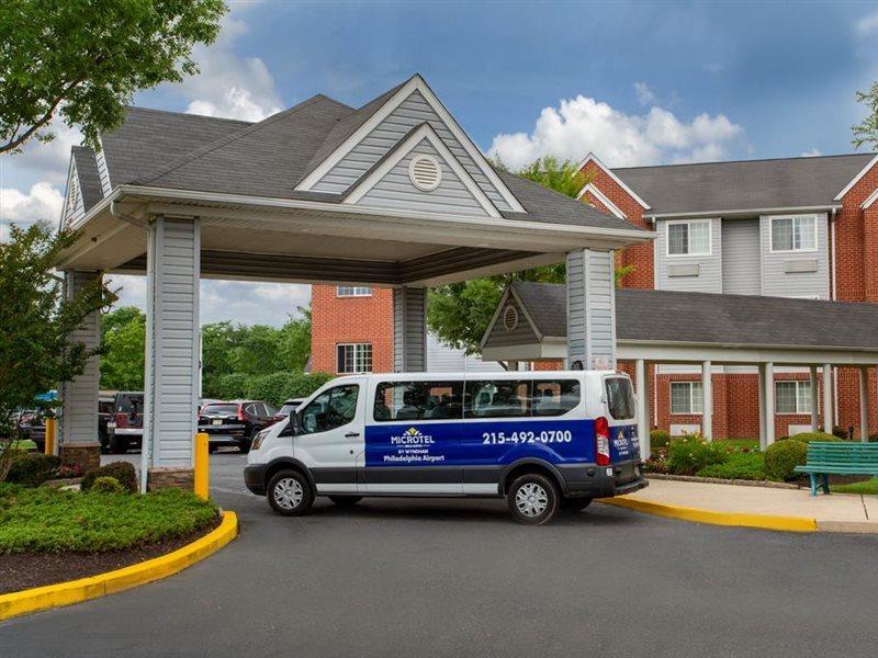 Microtel Inn & Suites By Wyndham Philadelphia Airport Exteriör bild